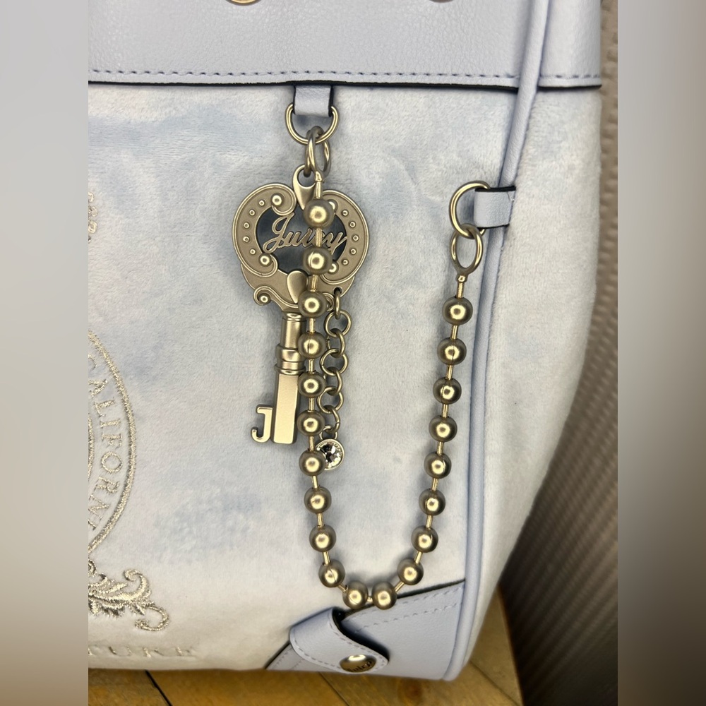 Juicy Couture Blue Star Classic Juicy Lover Tote - Picture 9 of 10